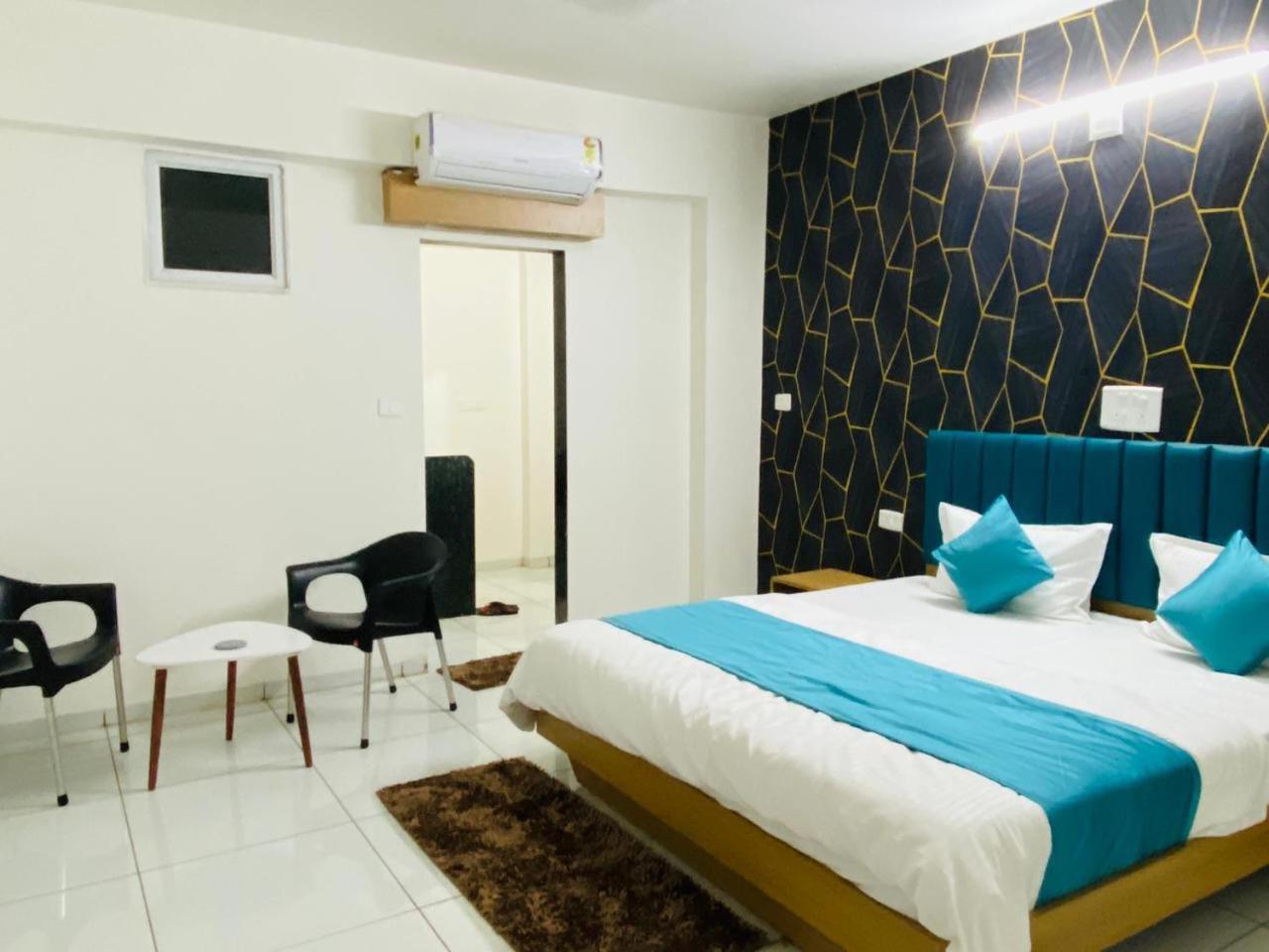 Hotel Balaji Villa Вадодара Экстерьер фото